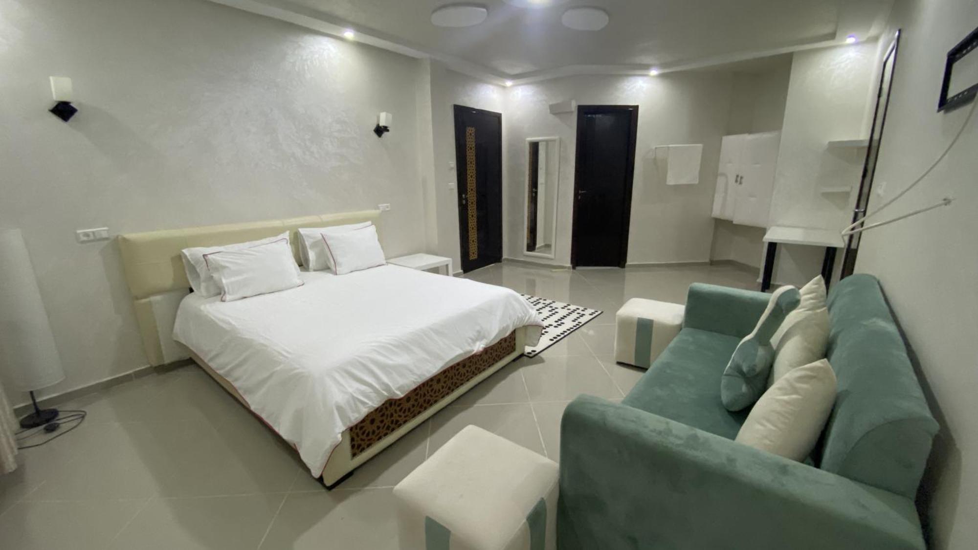 Ecohame - Oeko-Hain - Ecohaven - Ecobrio Guitar Palace Bni Quolla Dış mekan fotoğraf